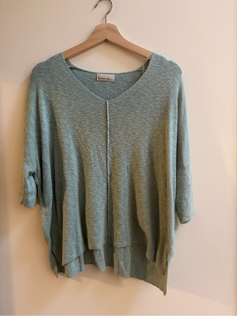 BeCool-Light Green V-Neck Knit Top - Relaxed Women’s Sweater-M/L